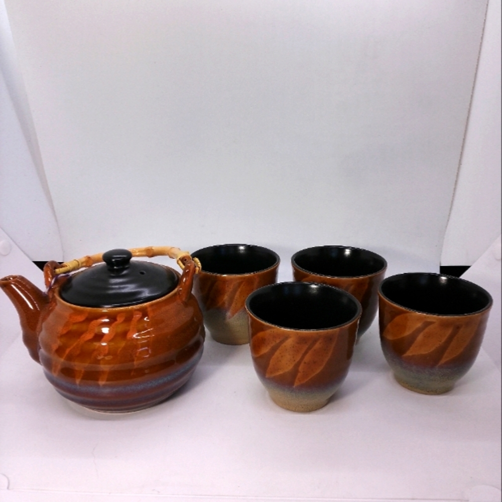 Asian Inspired Teapot Set with 4 Small Teacups Bamboo Handle